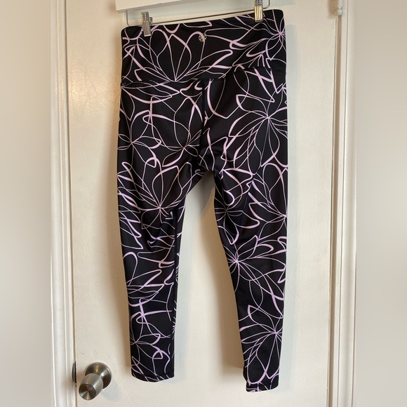 GAIAM Leggings with pale lavender pattern - Picture 2 of 4